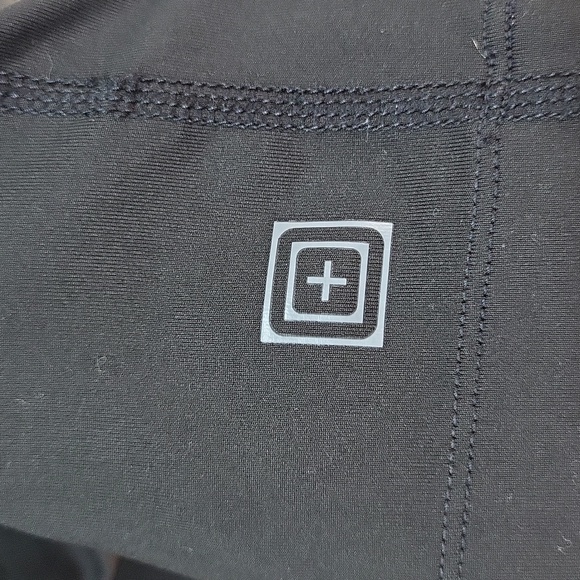 Men's 5.11 Tactical Black Polo Shirt - Picture 5 of 8